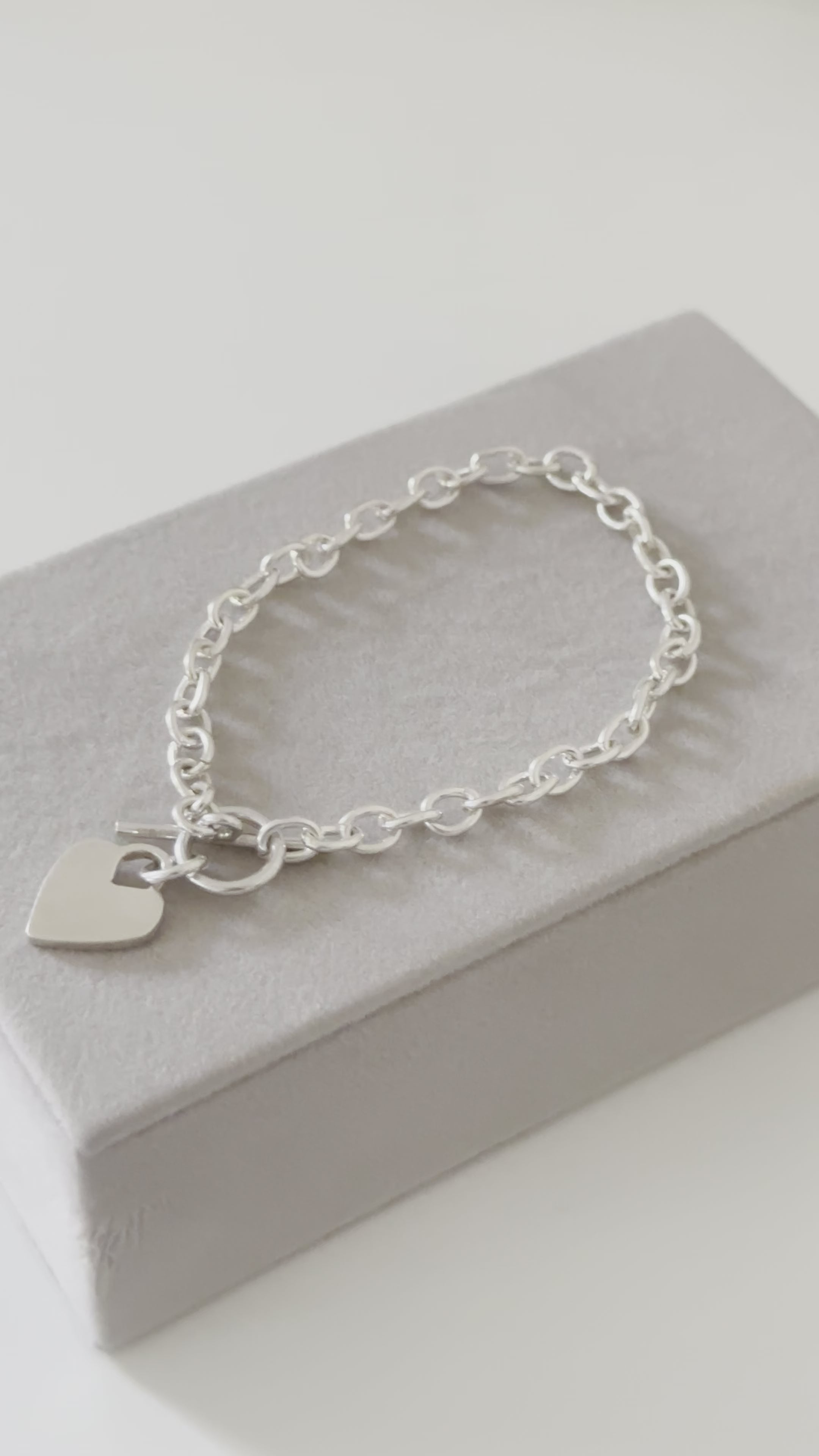 Sterling Silver Bracelet with Fine Oval Links and a Heart Charm