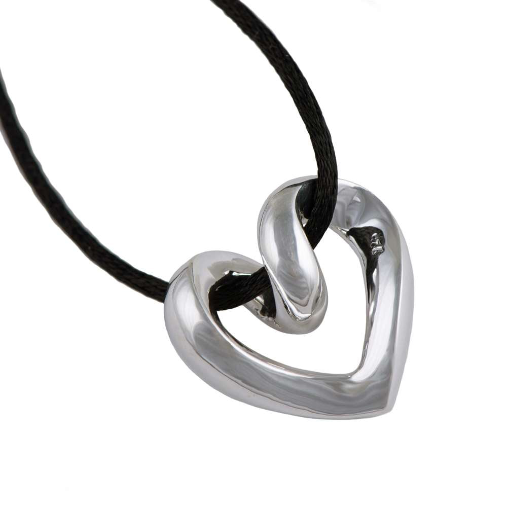 Silver Pendant - Twisted Heart