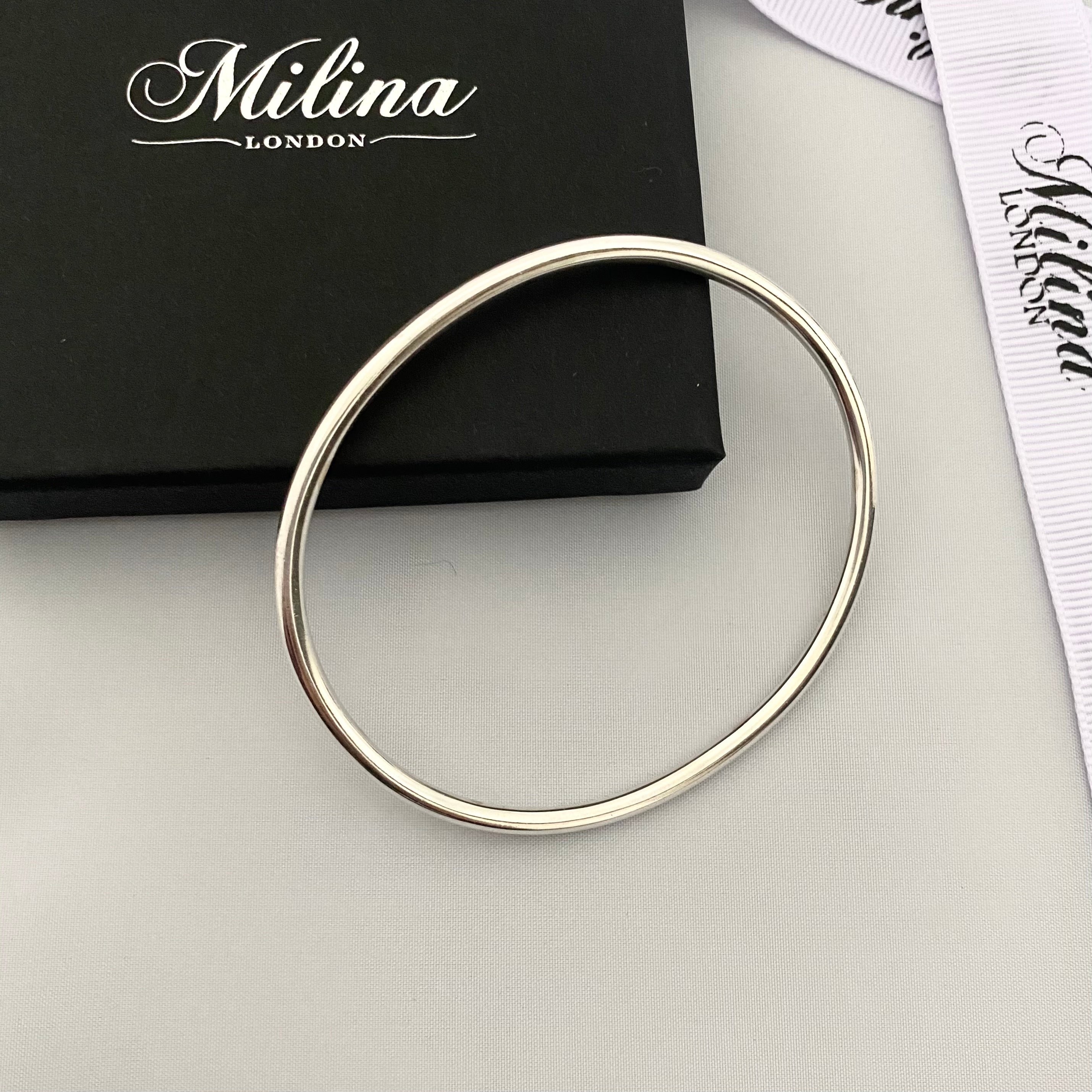 Contemporary Oval Bangle in Sterling Silver
