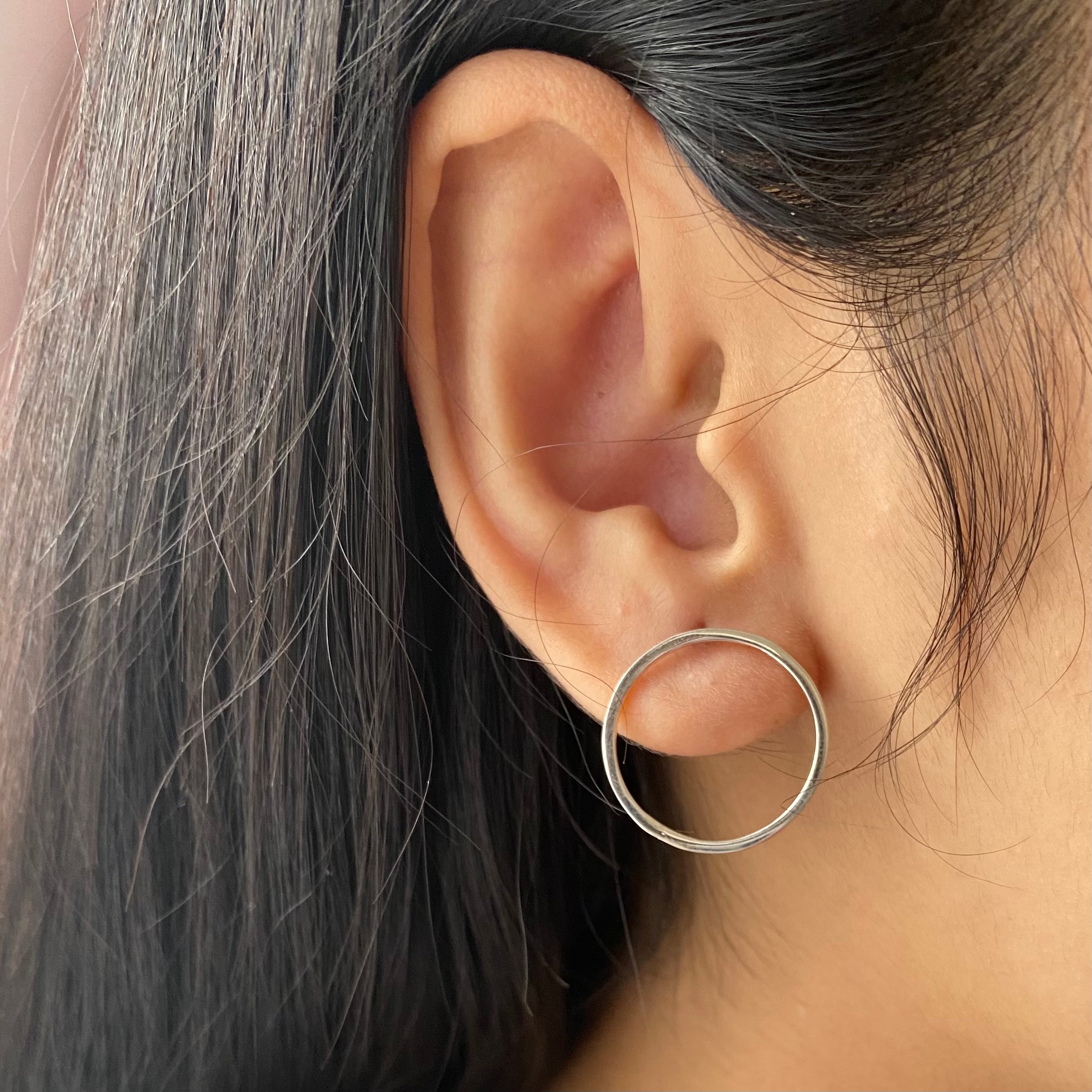 Sterling Silver Hollow Circle Stud Earrings