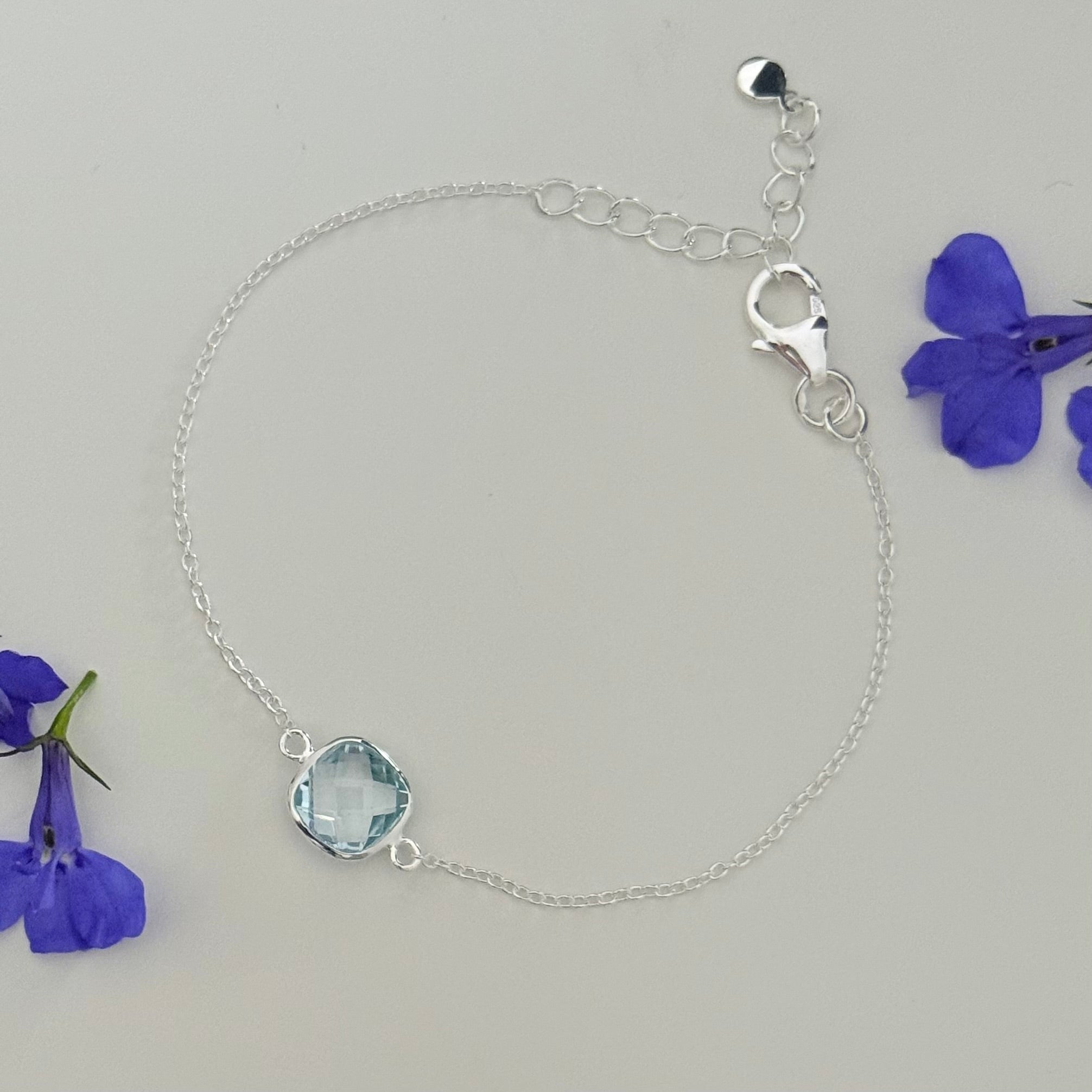 Minimal Adjustable Bracelet in Sterling Silver with a Square-Shaped Blue Topaz Gemstone