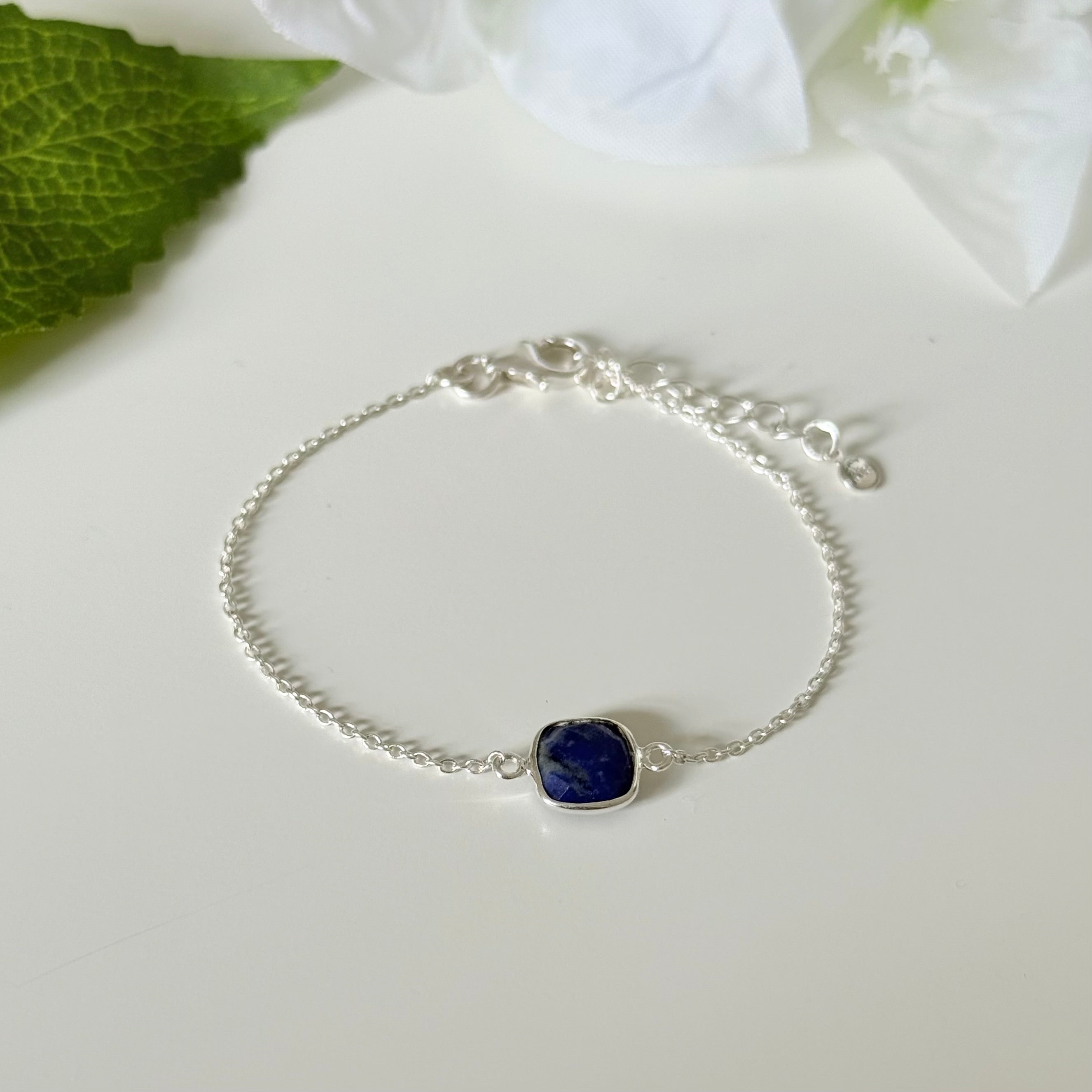 Minimal Adjustable Bracelet in Sterling Silver with a Square-Shaped Lapis Lazuli Gemstone