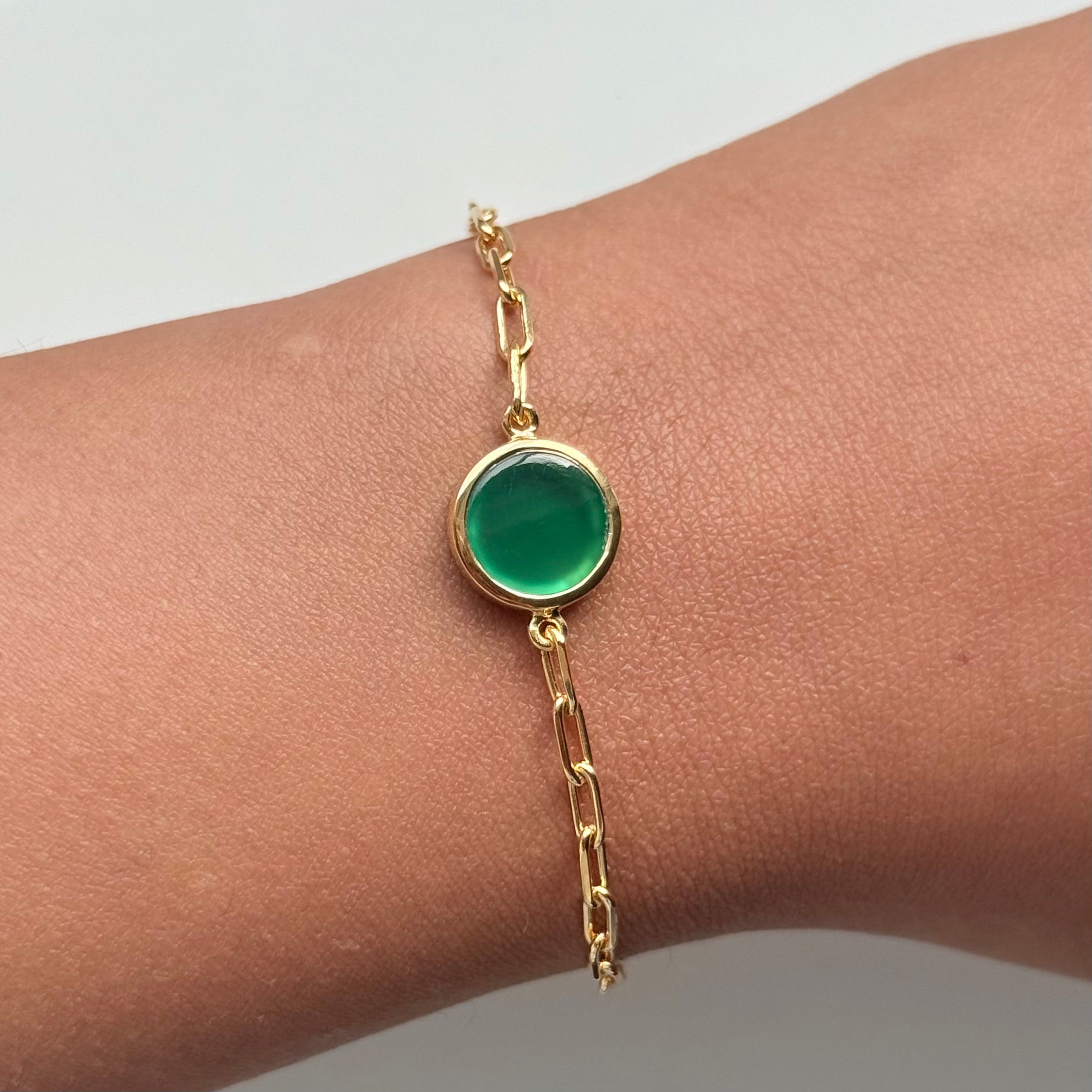 Vermeil Gold Paperclip Link Chain Adjustable Bracelet with Round Green Onyx Gemstone