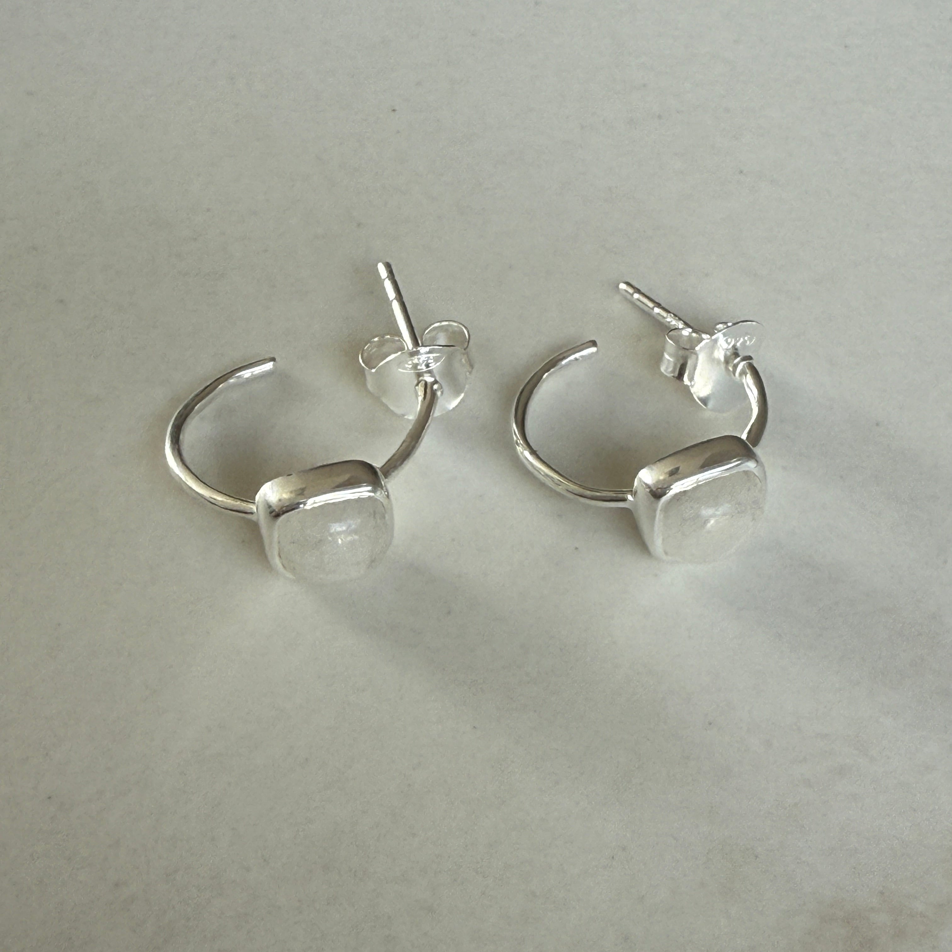 Minimal Sterling Silver Small Hoops with a Square Cabochon Gemstone - Moonstone