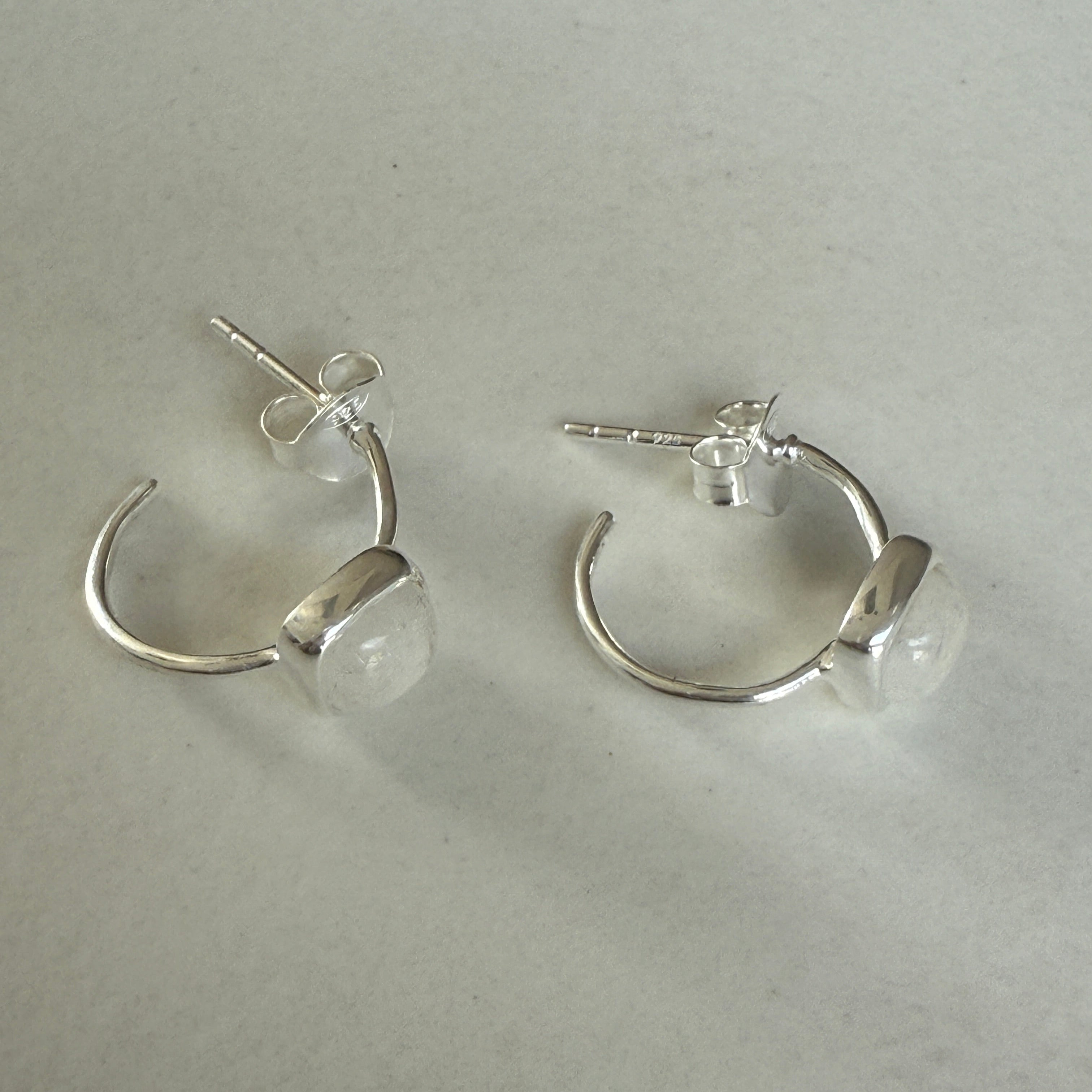 Minimal Sterling Silver Small Hoops with a Square Cabochon Gemstone - Moonstone