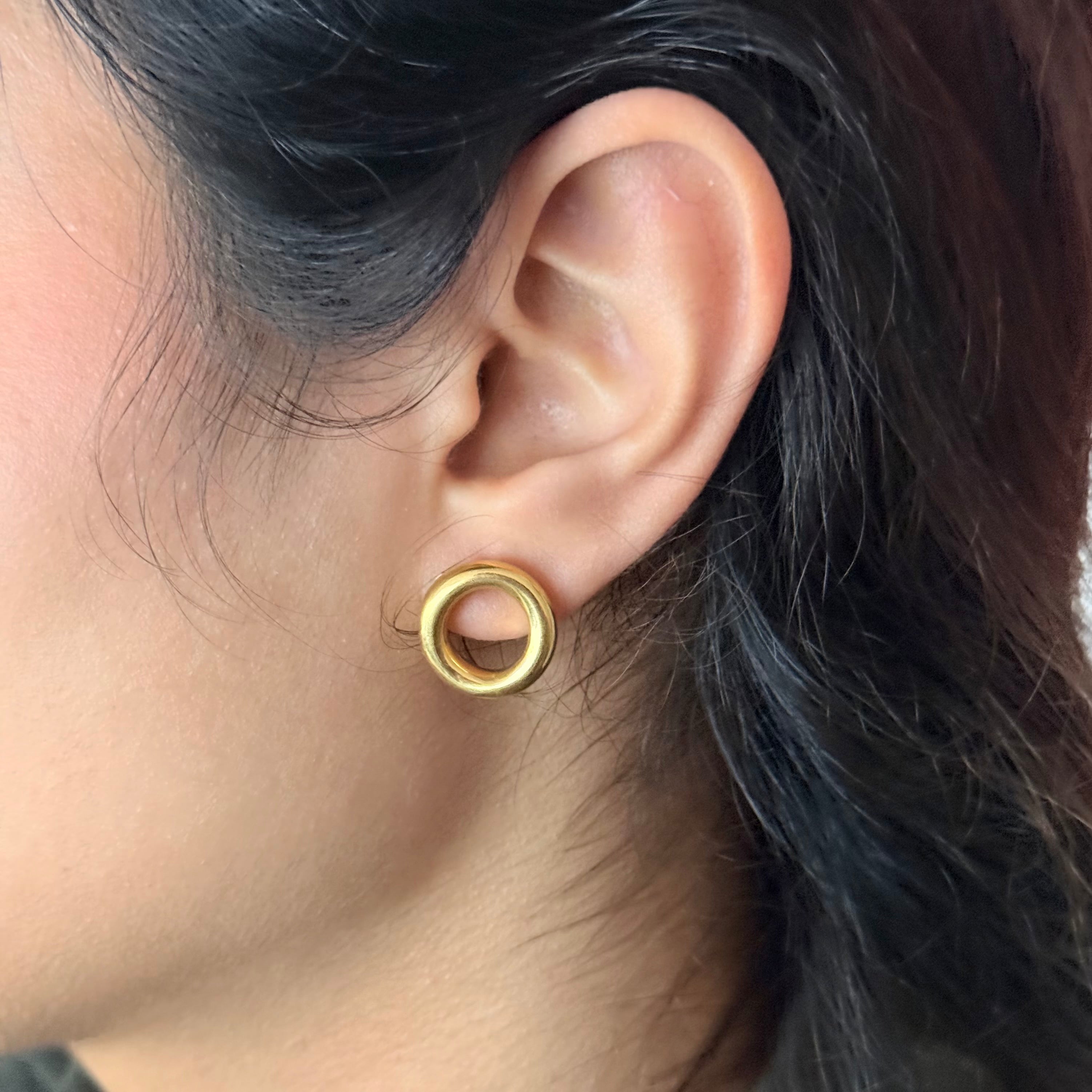 18k Gold Plated Silver Round Hoop Shaped Studs
