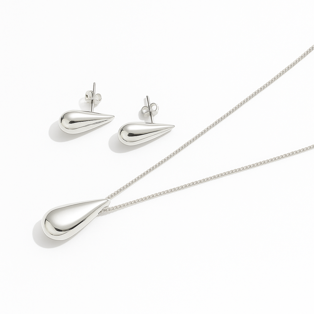 Fine Silver Necklace with Teardrop-Shaped Pendant