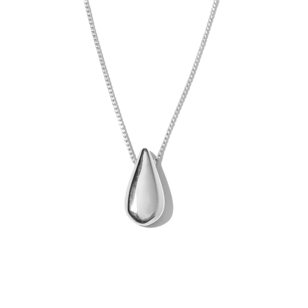 Fine Silver Necklace with Teardrop-Shaped Pendant
