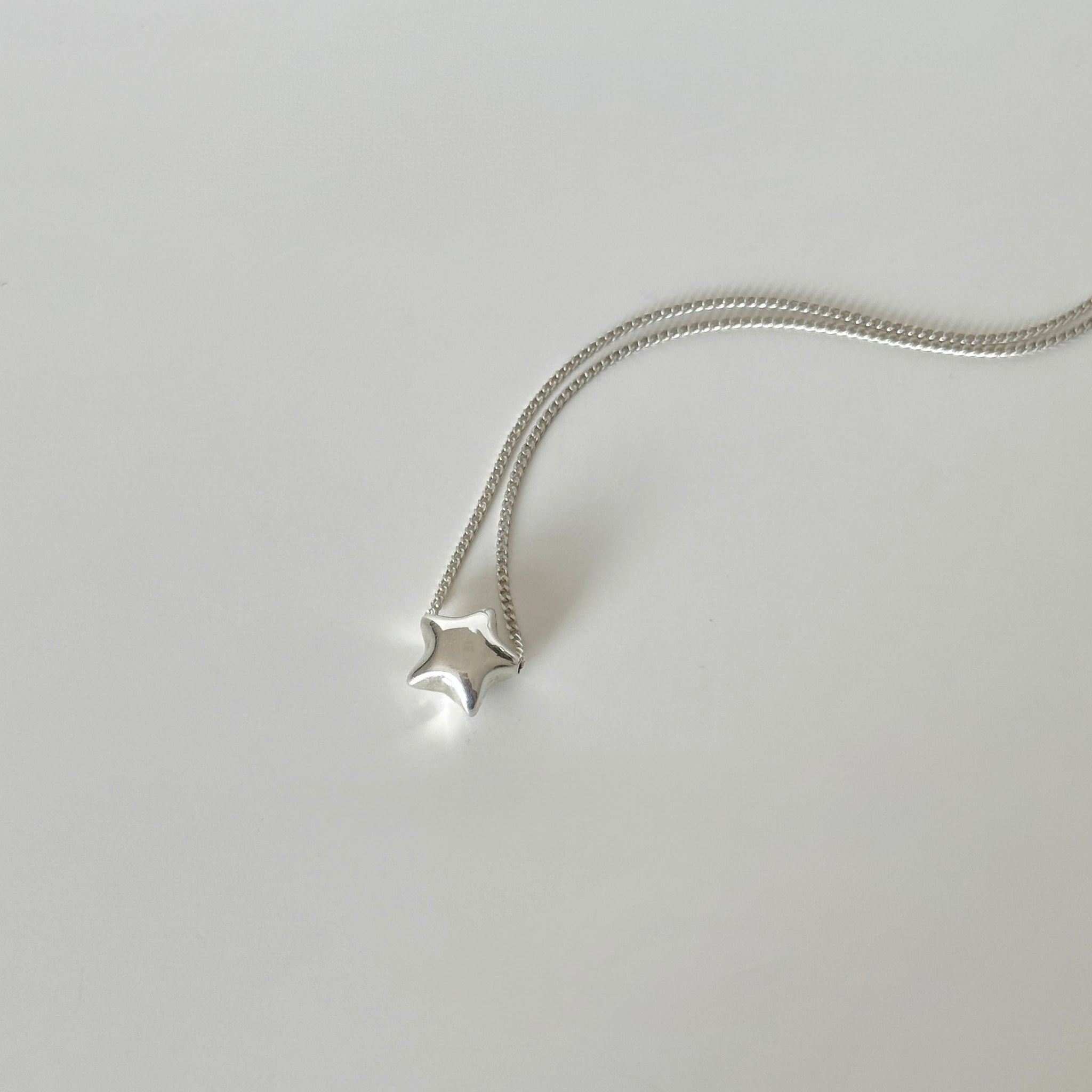 Minimalist Tiny Star Pendant Necklace in Sterling Silver,star Necklace Minimalist Tiny Star Pendant Necklace in Sterling Silver,star Necklace