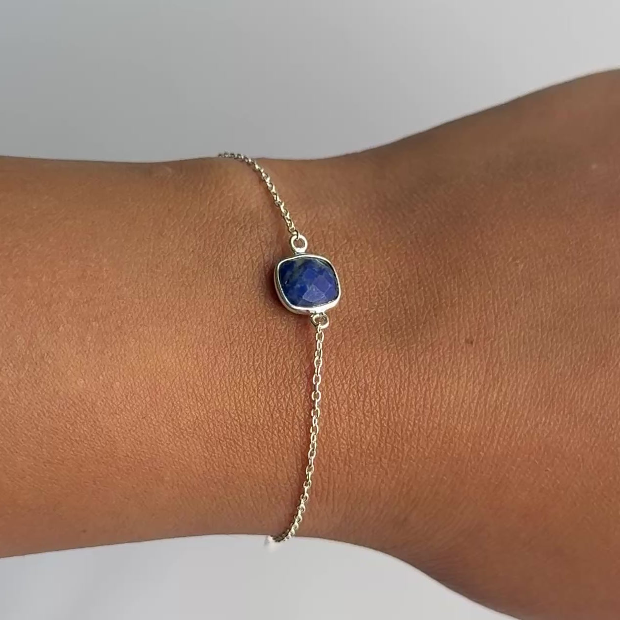 Minimal Adjustable Bracelet in Sterling Silver with a Square-Shaped Lapis Lazuli Gemstone
