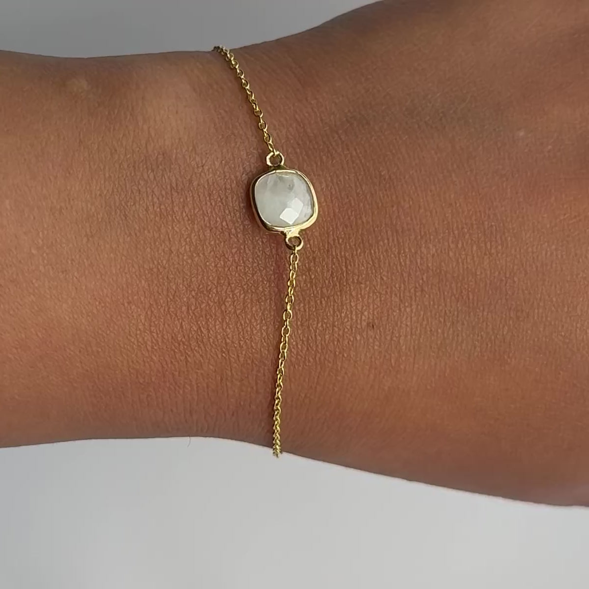 Minimal Adjustable Bracelet in 3 micron 18k Gold Plated Sterling Silver with a Squared Shaped Moonstone Gemstone