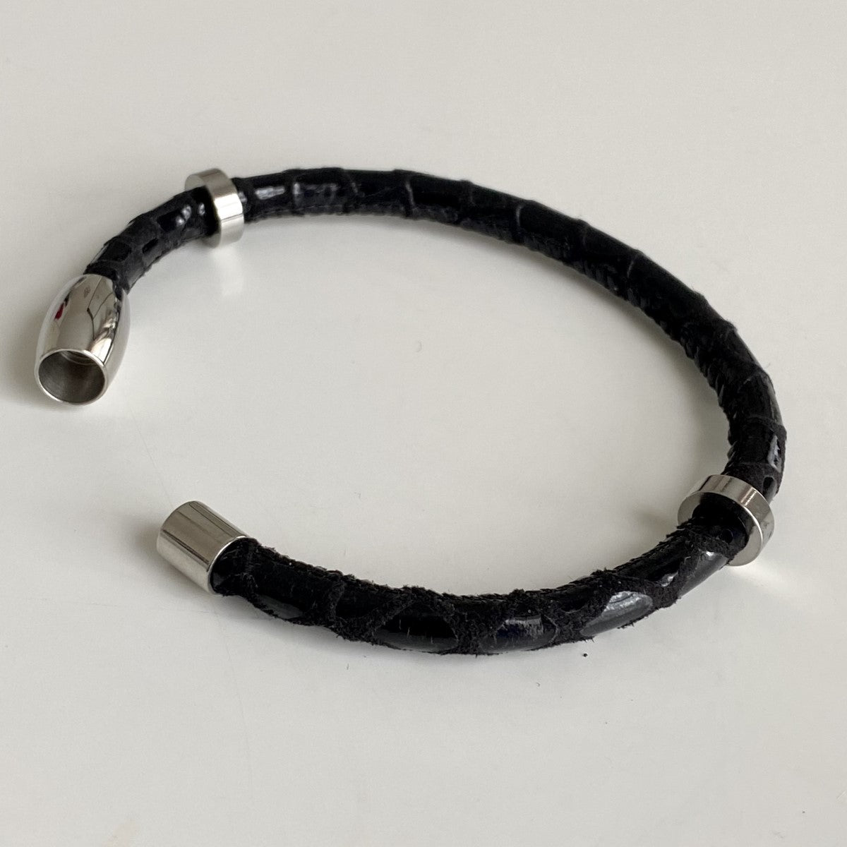 Black Textured Leather Men's Bracelet with a Magnetic Stainless Steel Clasp and Spacers