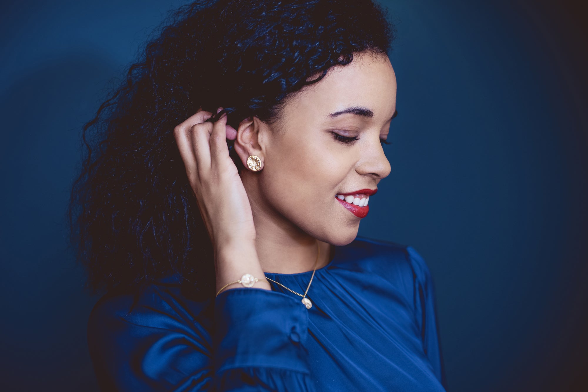 Earrings in 9k Yellow Gold with Diamonds and Big Disc