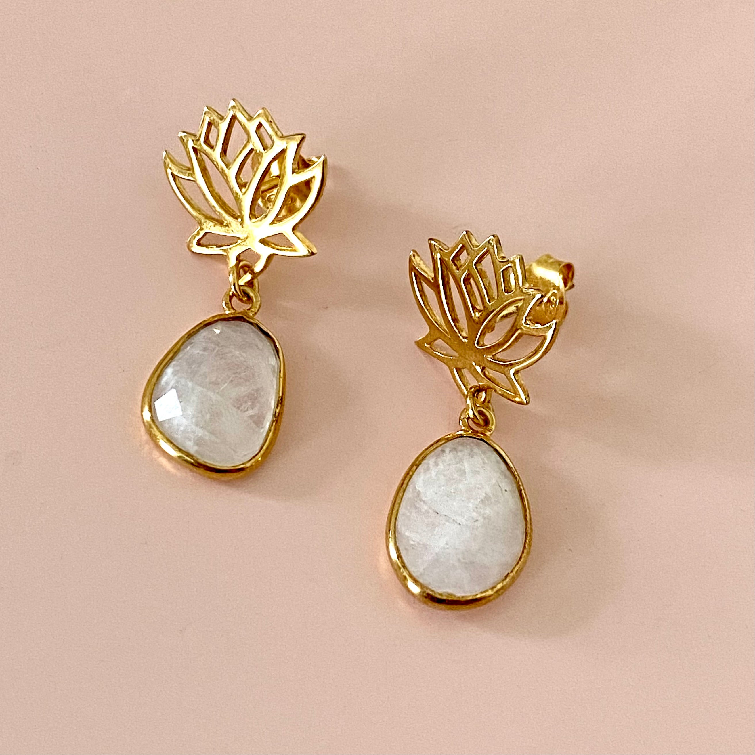 Goldplated Silver Moonstone Earring