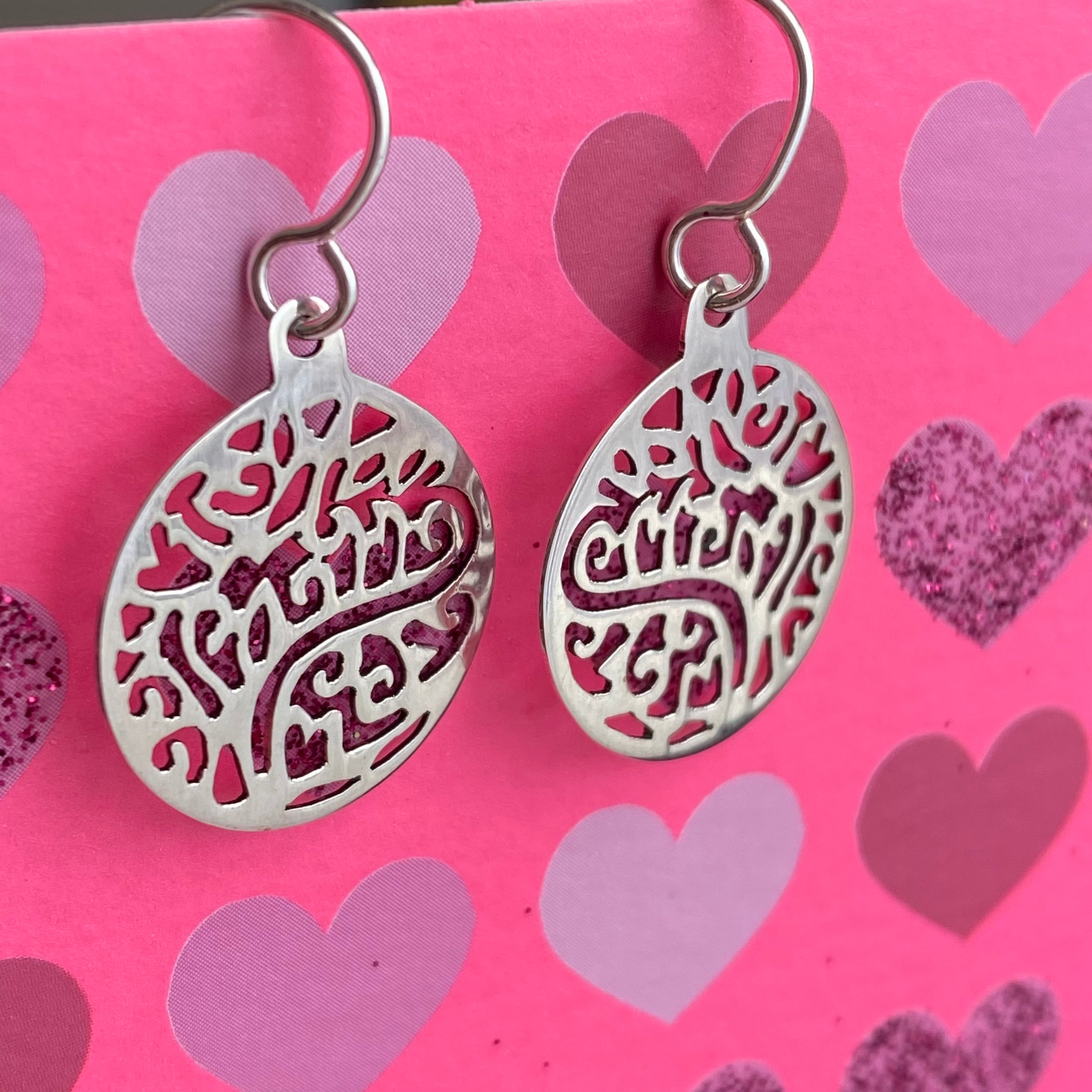 Round Earrings With Intricate Filigree Work