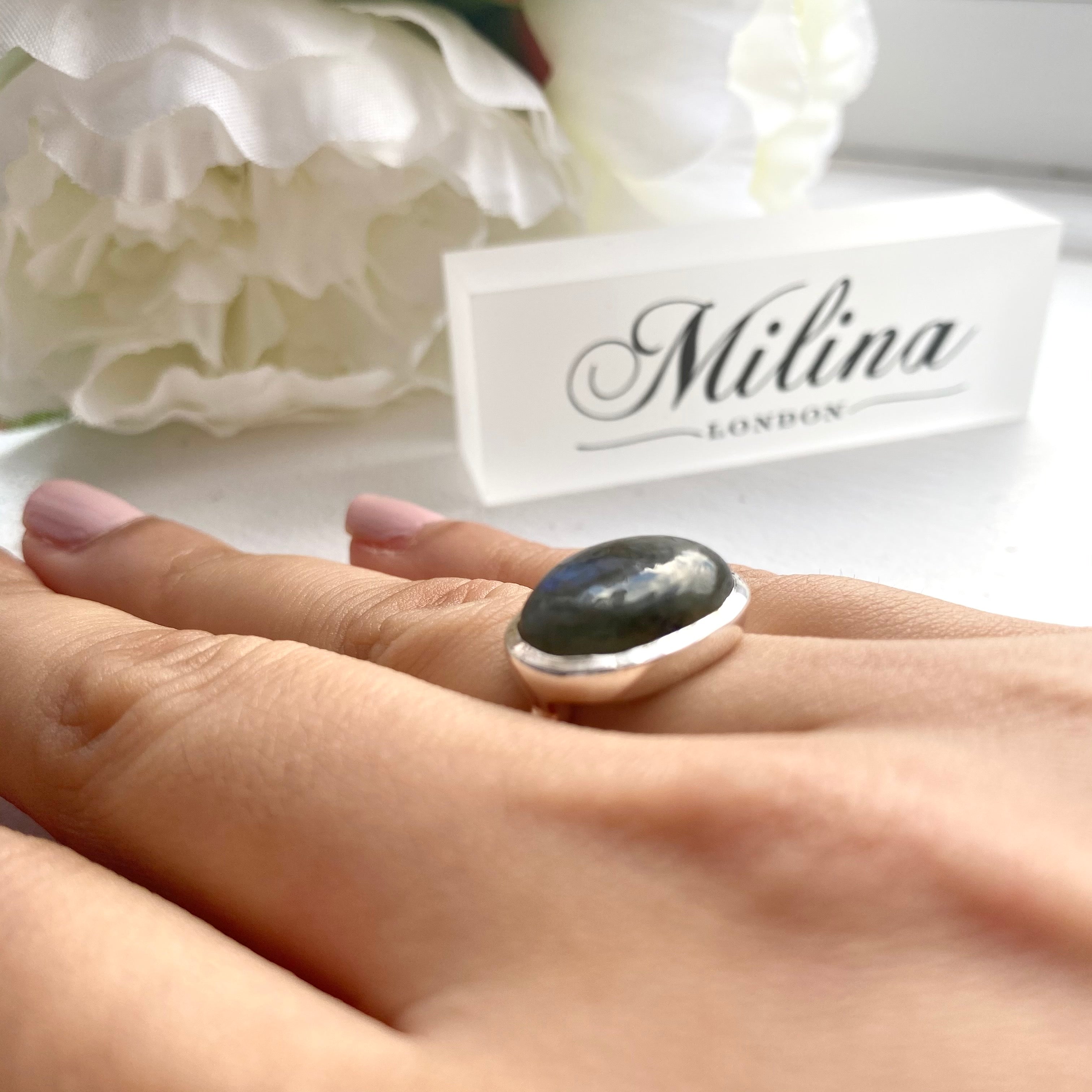 Cabochon Oval Cut Natural Gemstone Sterling Silver Ring - Labradorite