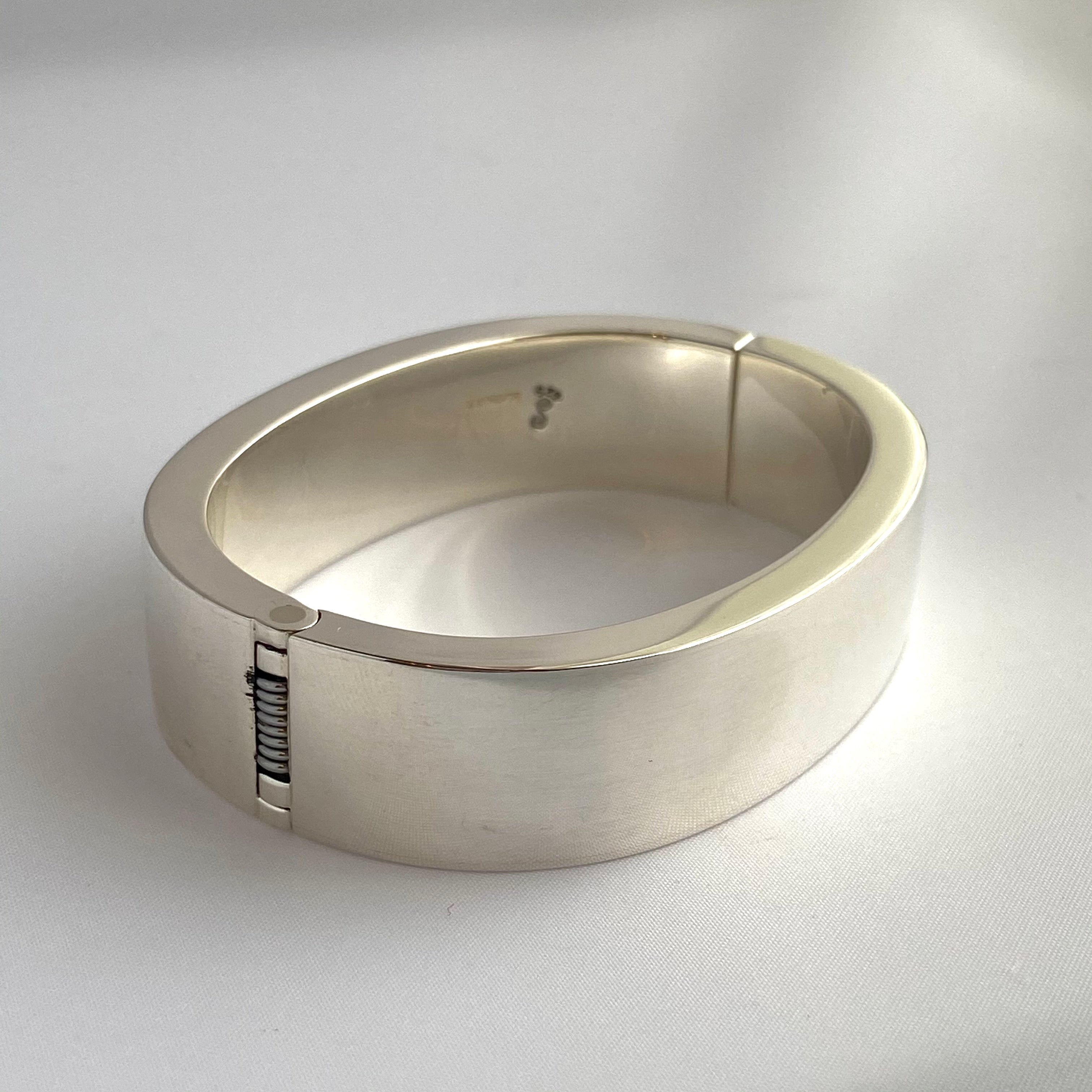 Heavy Chunky Contemporary Hinged Bracelet in Sterling Silver