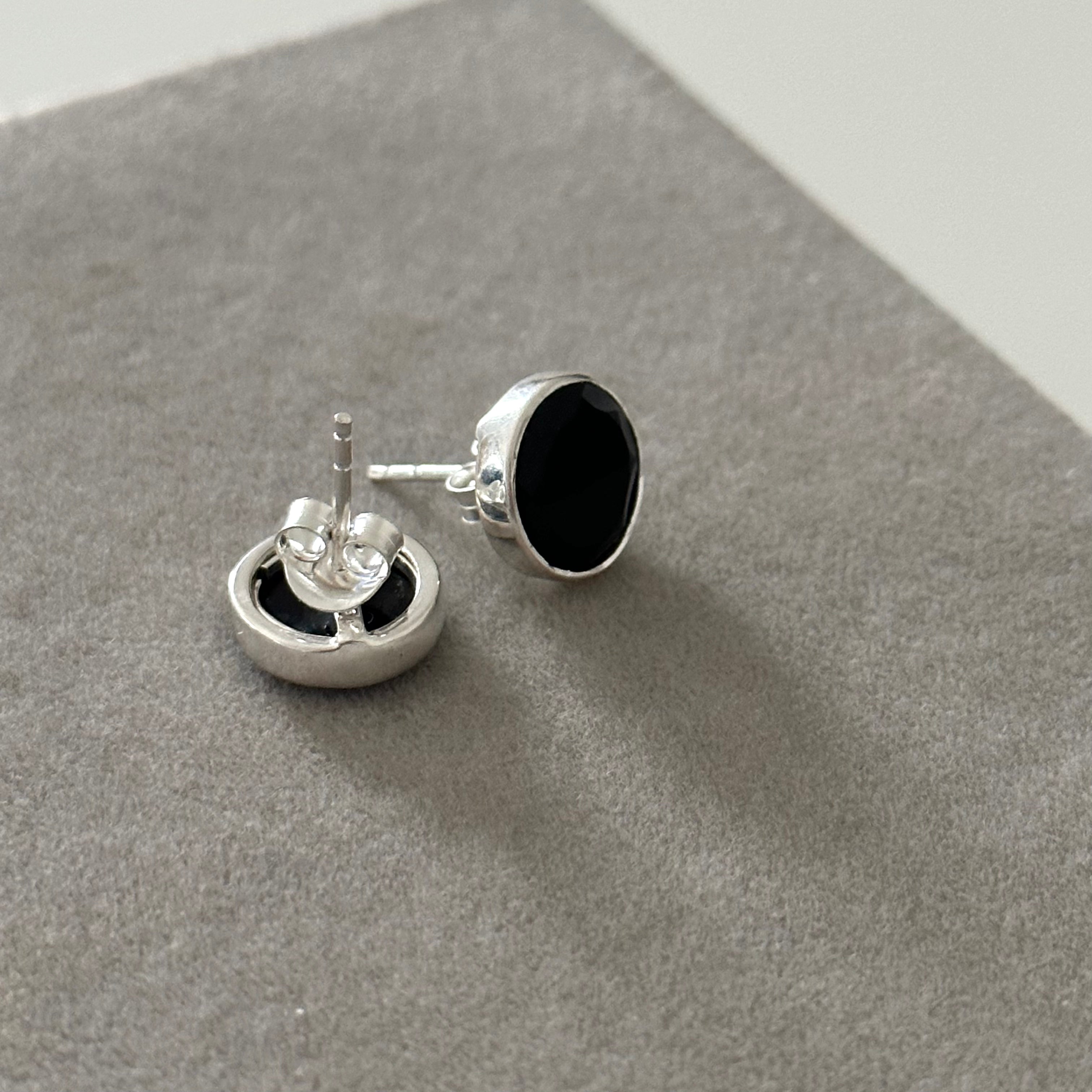 Black Onyx Studs in Sterling Silver with a Round Faceted Gemstone