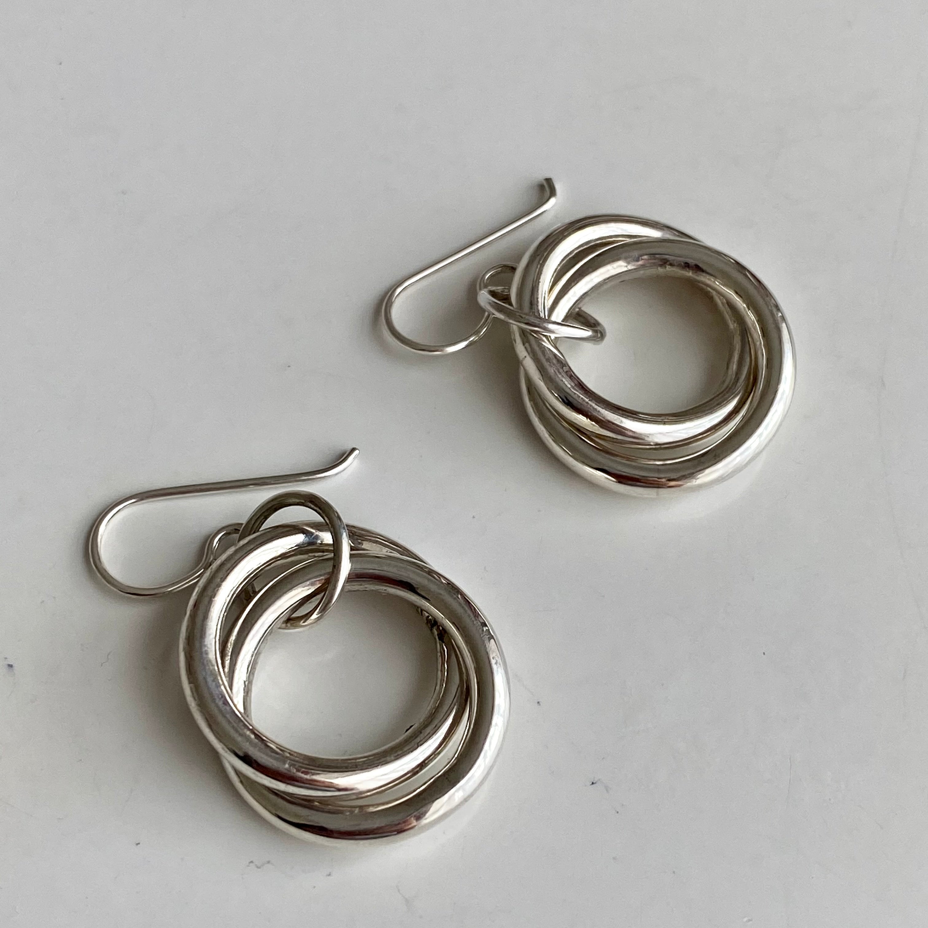 Sterling Silver Intertwined Rings Earrings