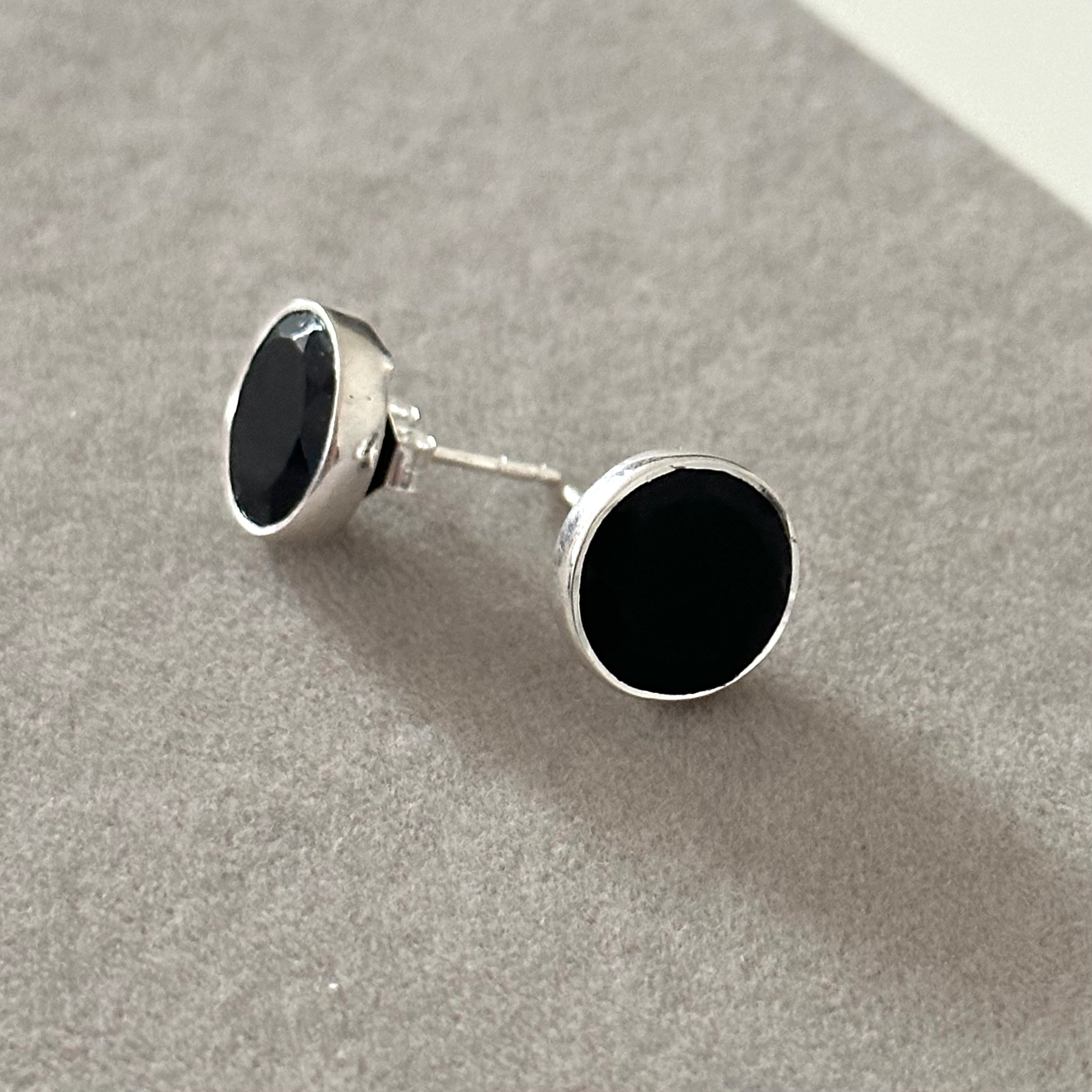 Black Onyx Studs in Sterling Silver with a Round Faceted Gemstone 