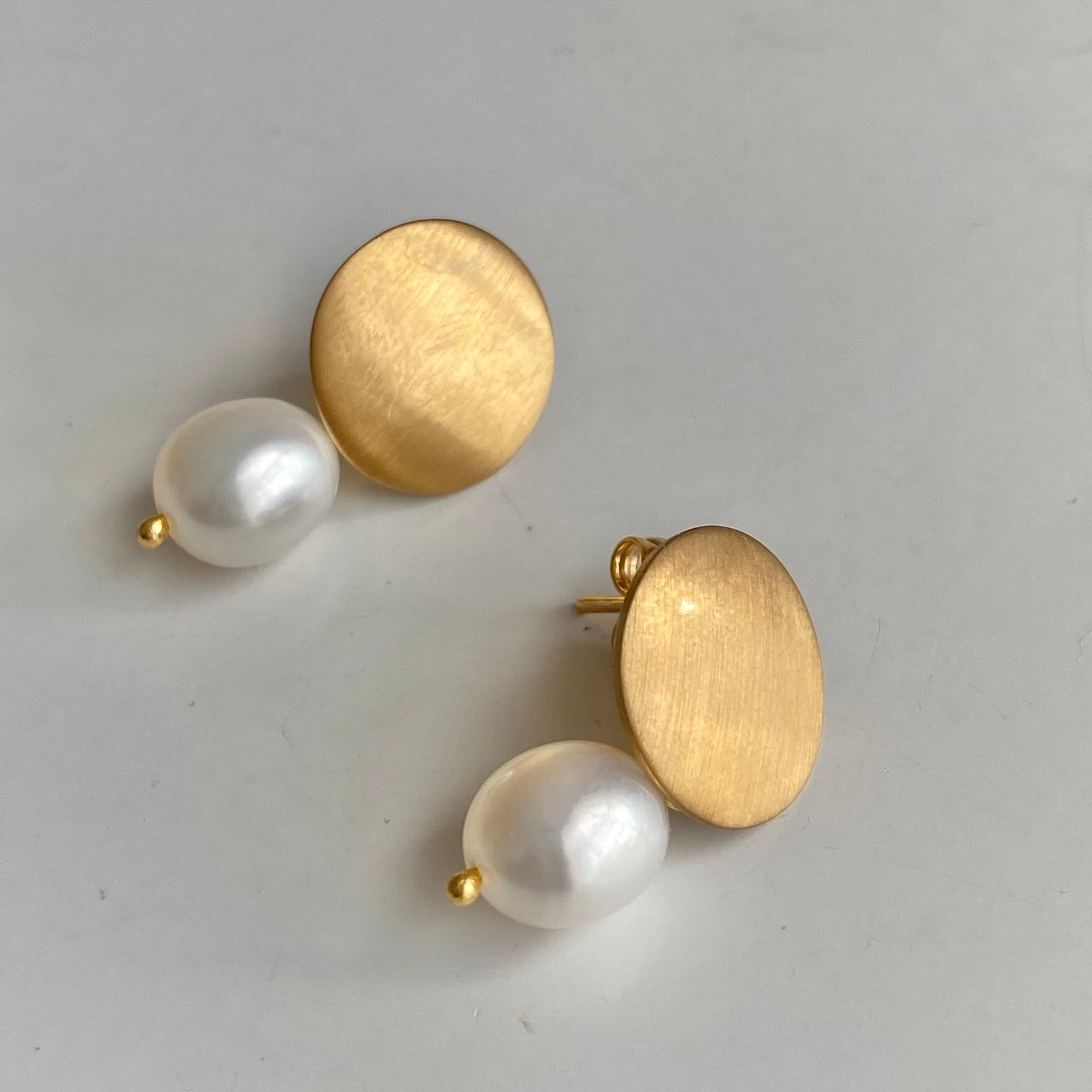 Brushed Gold Plated Silver Earrings - Pearl