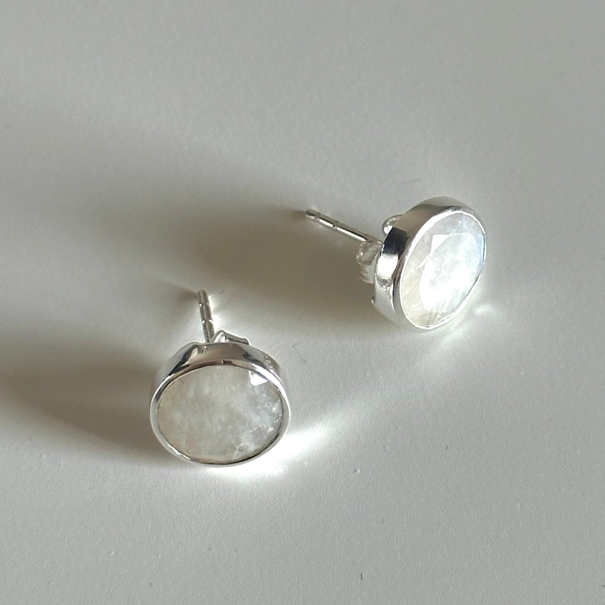 Round Moonstone Studs in Sterling Silver - Milina London