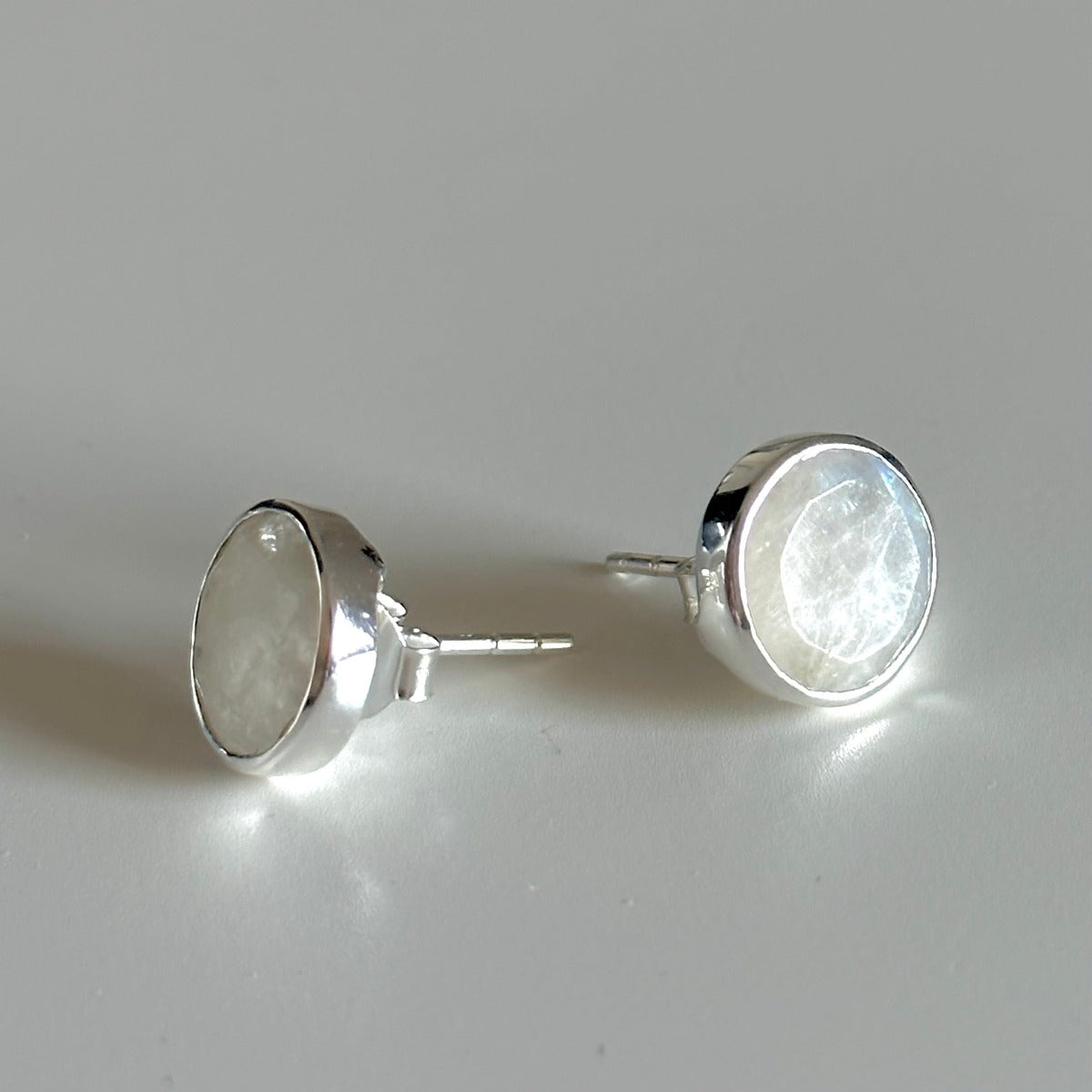 Round Moonstone Studs in Sterling Silver - Milina London