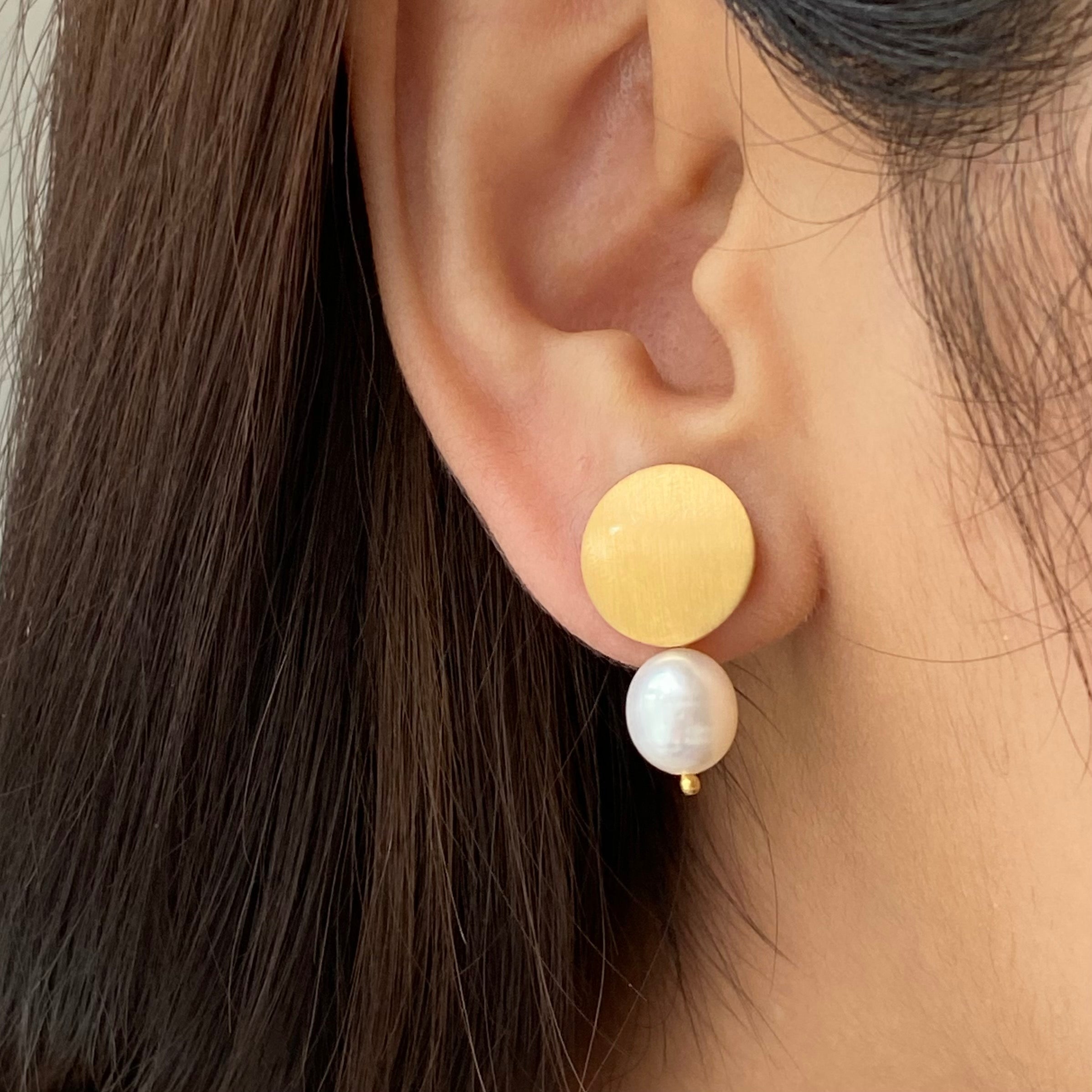 Brushed Gold Plated Silver Earrings - Pearl