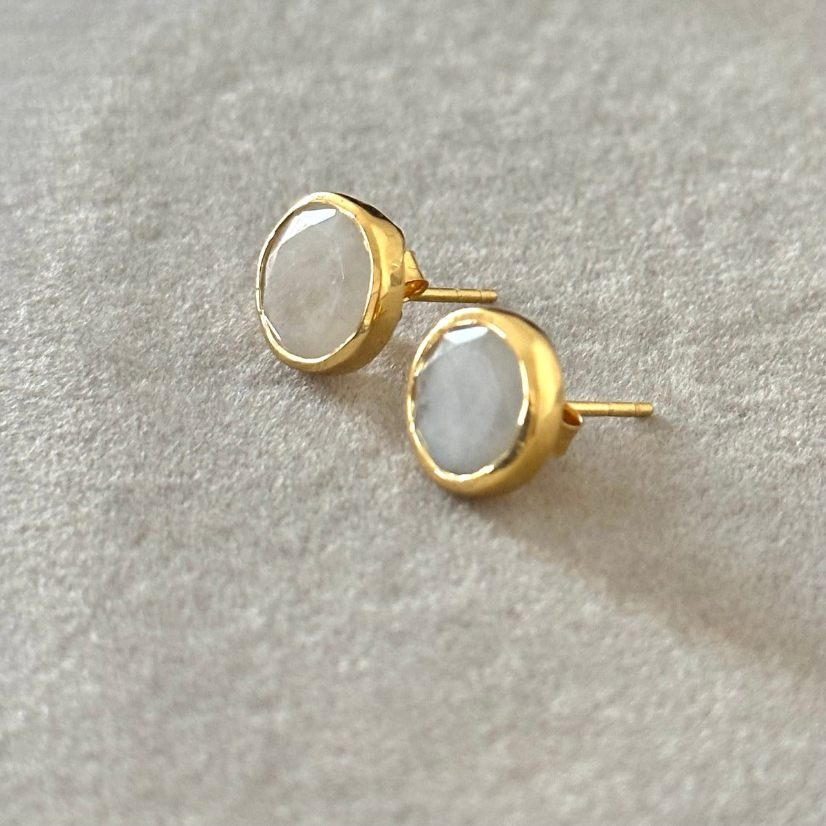 Round Rainbow Moonstone Gemstone Studs - Milina London